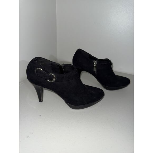 Bandolino Women's Faux Suede Ankle Boots Booties High Heels Shoes 8 - Picture 1 of 8